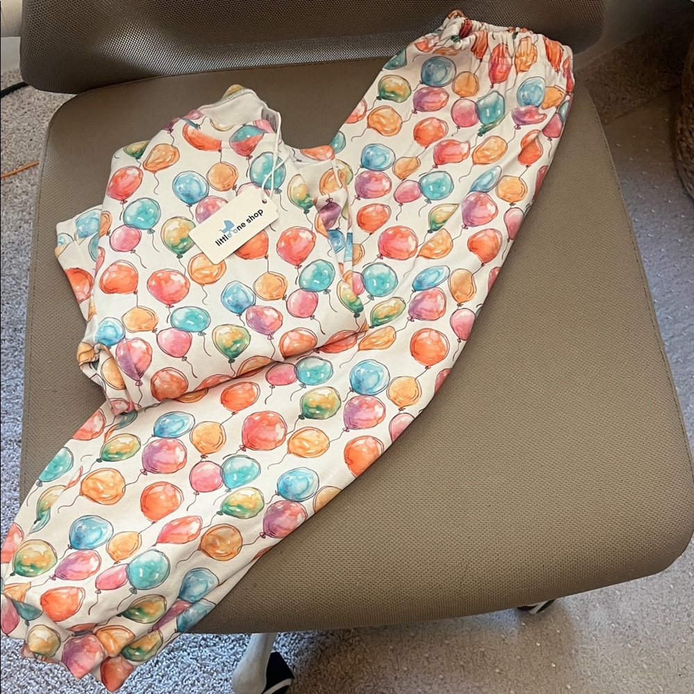 NWT Little One Shop Multicolor Balloon Print Kids Sweatsuit